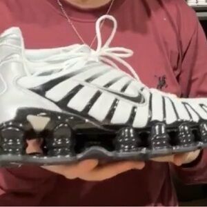 Nike Men's White and Black Shox Athletic Shoes